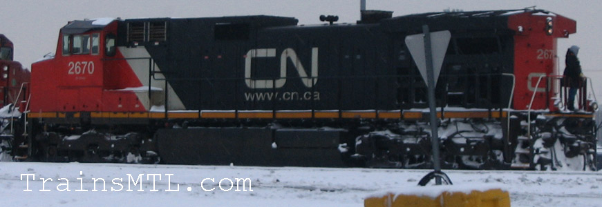 Locomotive CN2670 left side / coté gauche
